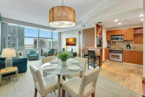 1BR Luxury Condo With Parking in the Heart of Brickell